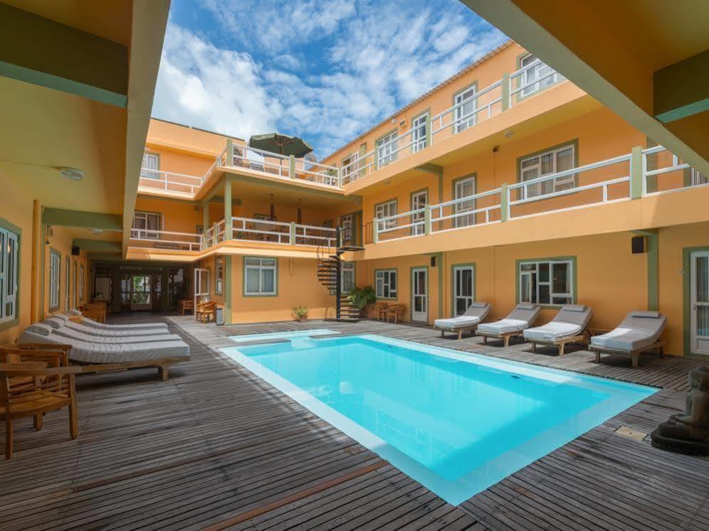 Wanna Studio Apartments Pointe aux Canonniers Exterior photo